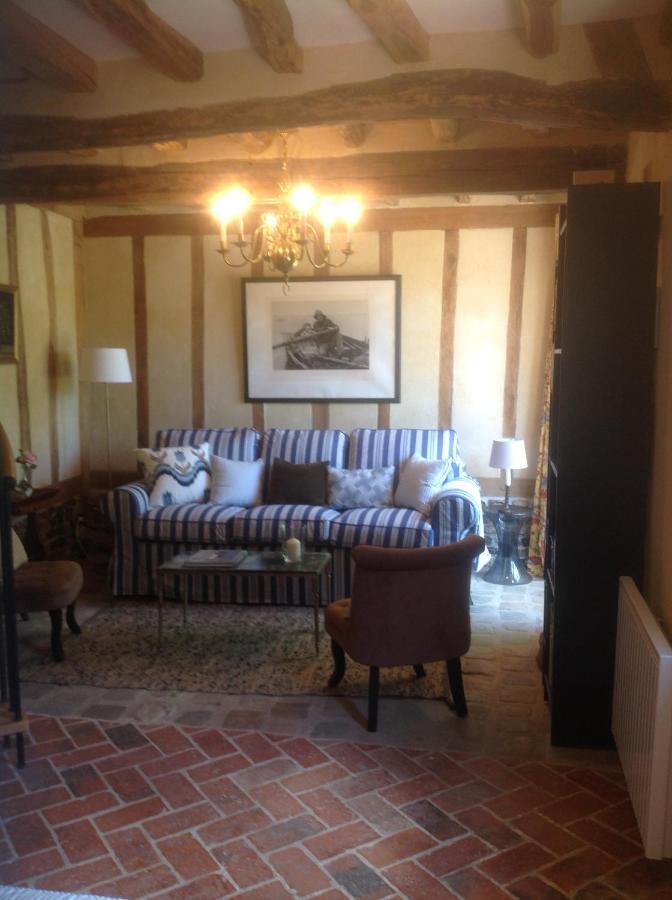 Le Clos-Masure De Beatrice Montreuil-en-Caux Εξωτερικό φωτογραφία
